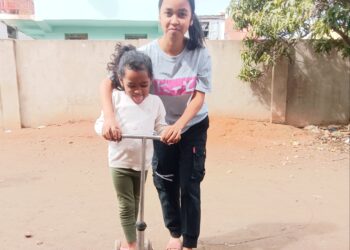 Jouer avec les enfants