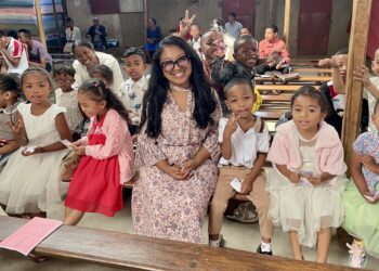 Kinder im Sonntagsschule