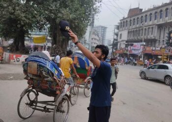 Helping police
