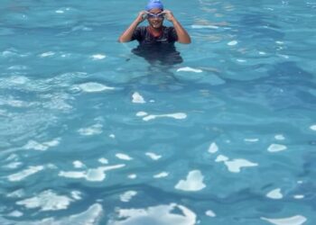 Eines meiner Lieblingshobbys ist Schwimmen.