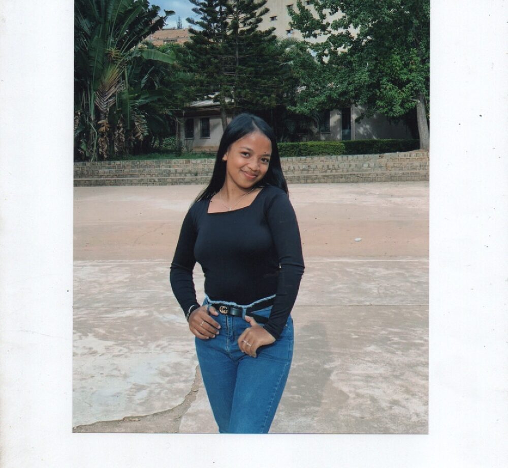 mbolamanananyejatsarafanantenanaradavisa