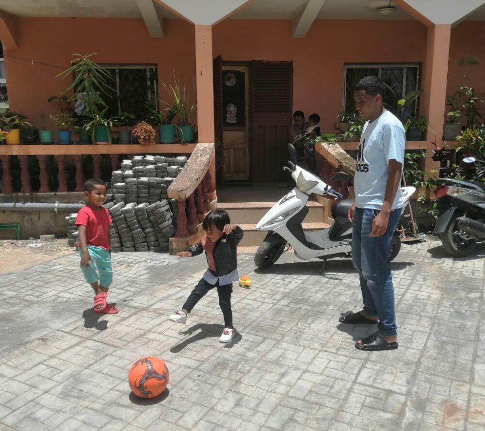 nambininiavolantomaheninaandriamampionona